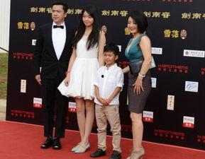 娱乐圈爆料二胎夫妻是谁,神秘夫妻携手迎接新生命!  第2张 娱乐圈爆料二胎夫妻是谁,神秘夫妻携手迎接新生命!  第2张