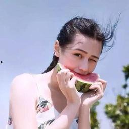 娱乐吃瓜酱精致女生,娱乐吃瓜酱的时尚生活指南  第3张 娱乐吃瓜酱精致女生,娱乐吃瓜酱的时尚生活指南  第3张