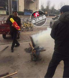 长沙城管爆料事件视频,视频揭露现场冲突瞬间  第3张 长沙城管爆料事件视频,视频揭露现场冲突瞬间  第3张
