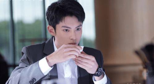 王鹤棣爆料笑料视频大全,欢乐瞬间,笑点连连  第3张 王鹤棣爆料笑料视频大全,欢乐瞬间,笑点连连  第3张